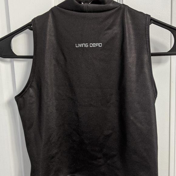 Crossing Over High Crop - Picture 2 of 4